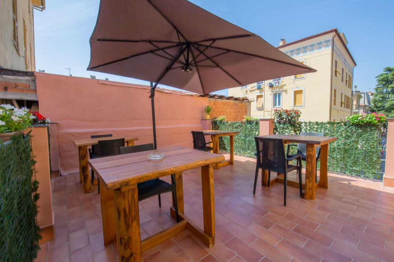 La Terrazza Bed & Breakfast วาราซเซ ภายนอก รูปภาพ